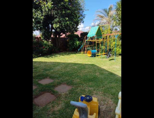 3 BEDROOM FREESTANDING FOR SALE IN BAKERTON
